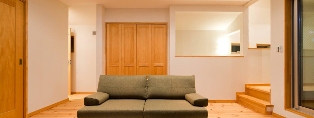 プリンシパルホームが手がけた温かみのある住まいのリビング